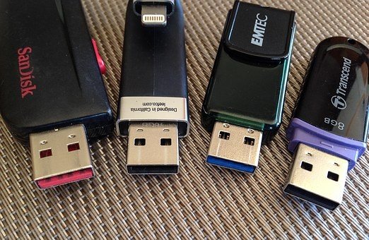 USB Flash Drive እንዴት bootable ማድረግ እንችላለን?